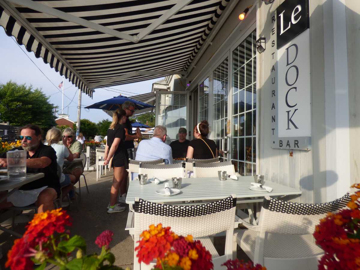 Le Dock Fair Harbor
